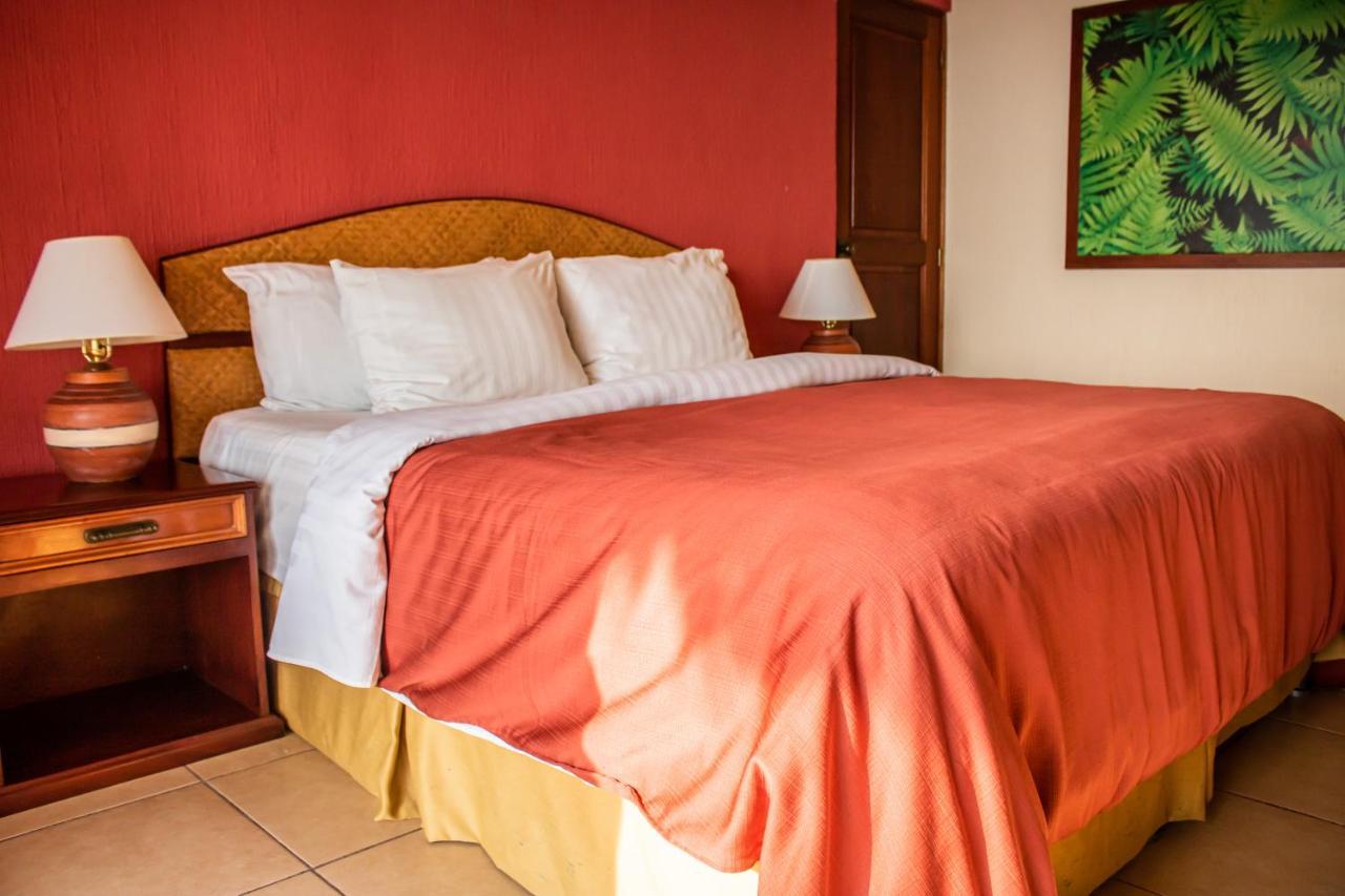 Hotel Camino Real Tikal‎ El Remate Exteriér fotografie