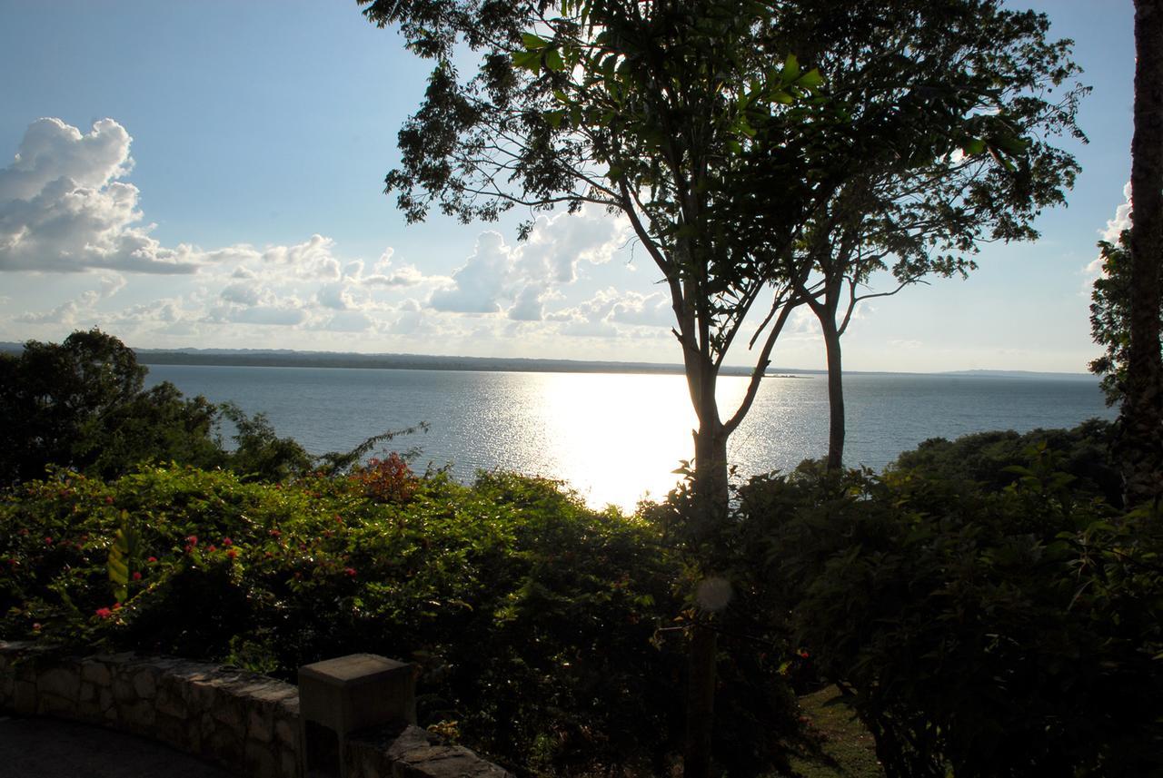 Hotel Camino Real Tikal‎ El Remate Exteriér fotografie